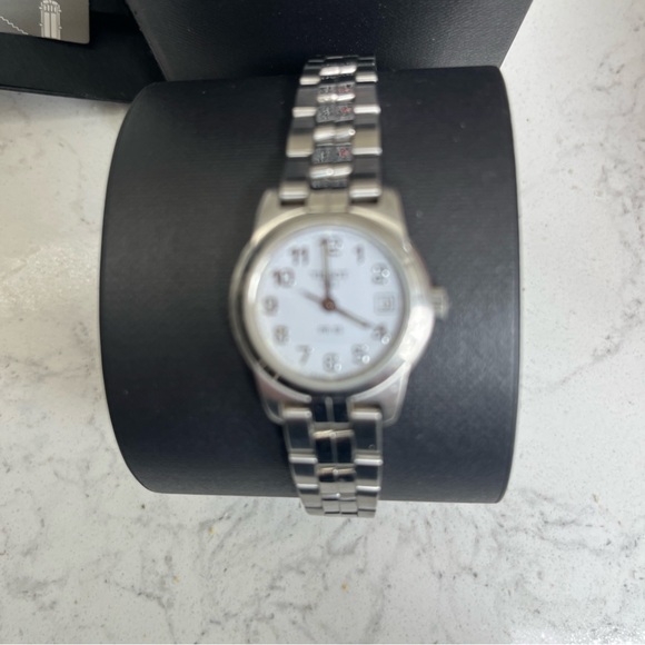 Tissot Bellisima watch - Picture 3 of 6